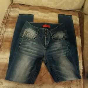 Juniors jeans